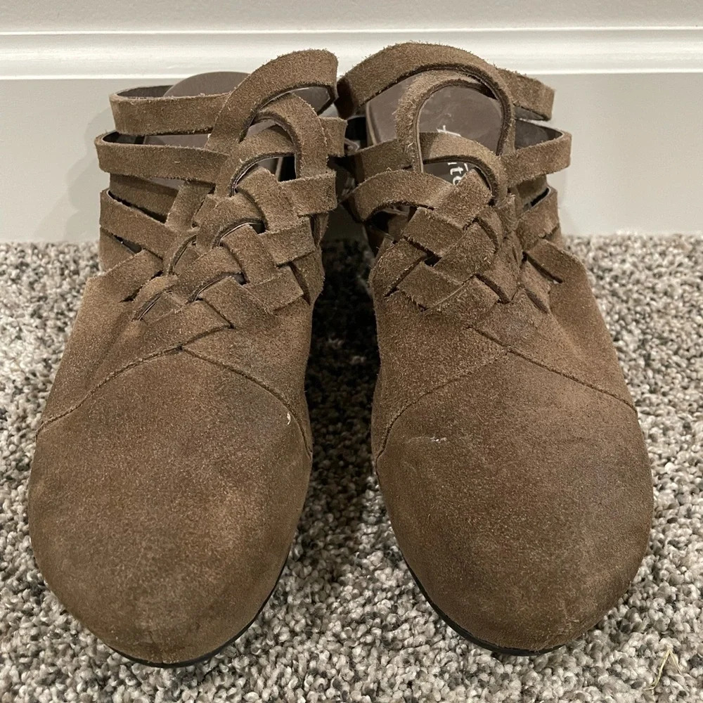 Antelope shoes women's wedged heels, size 37 EU or 6.5 US - Picture 3 of 14